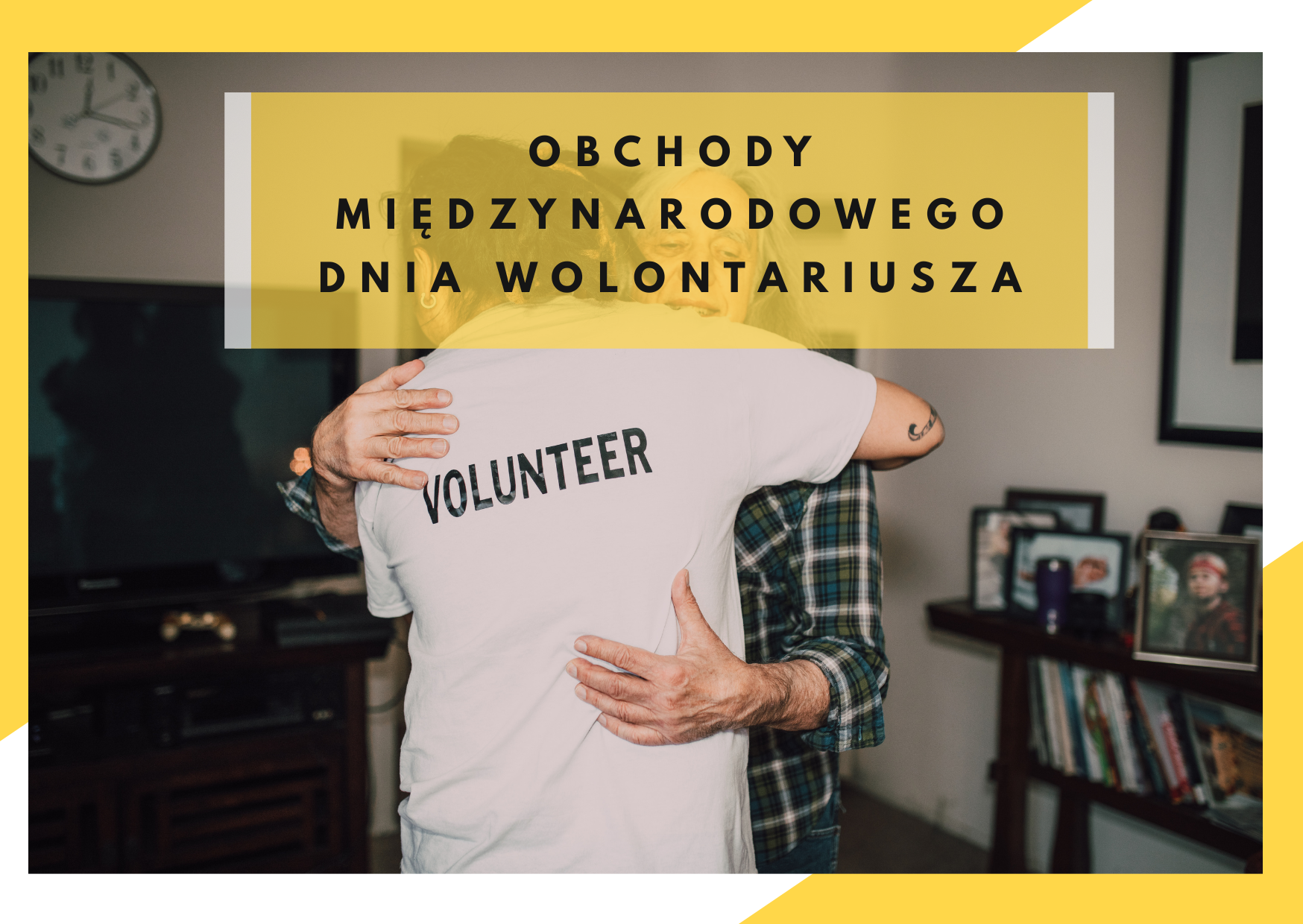 przytulenie wolontariusza w ramach wdzięczności